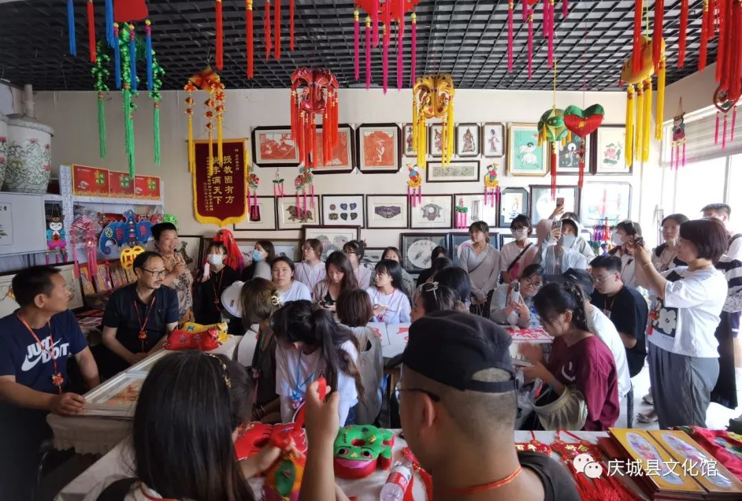 北方民族大学师生一行到我县调研非遗民俗文化